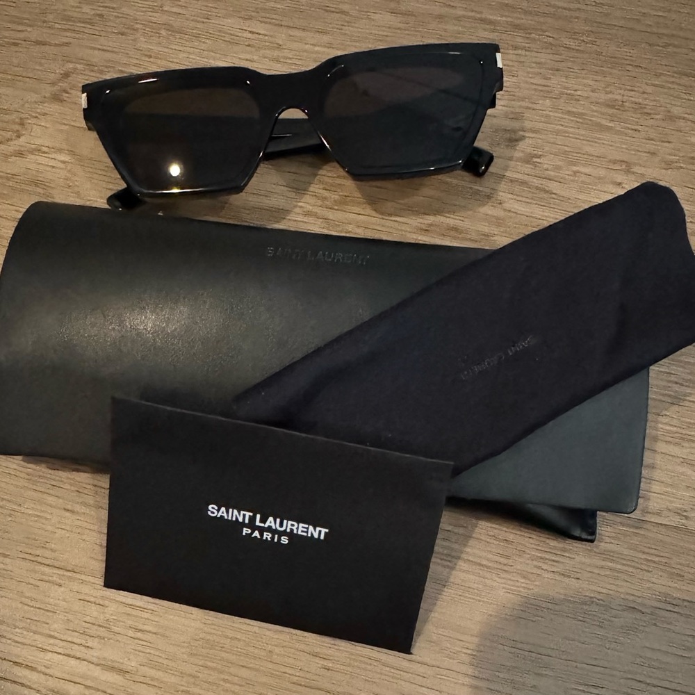 LIKE NEW! Saint Laurent Black Gloss Cat-Eye Sunglasses - Picture 2 of 5
